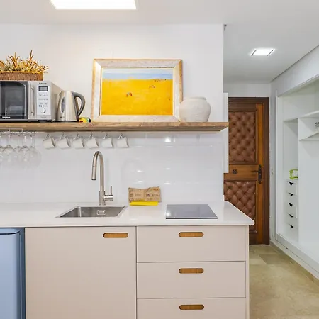 Apartamento Cubo's Estudio Santa Clara 127 *